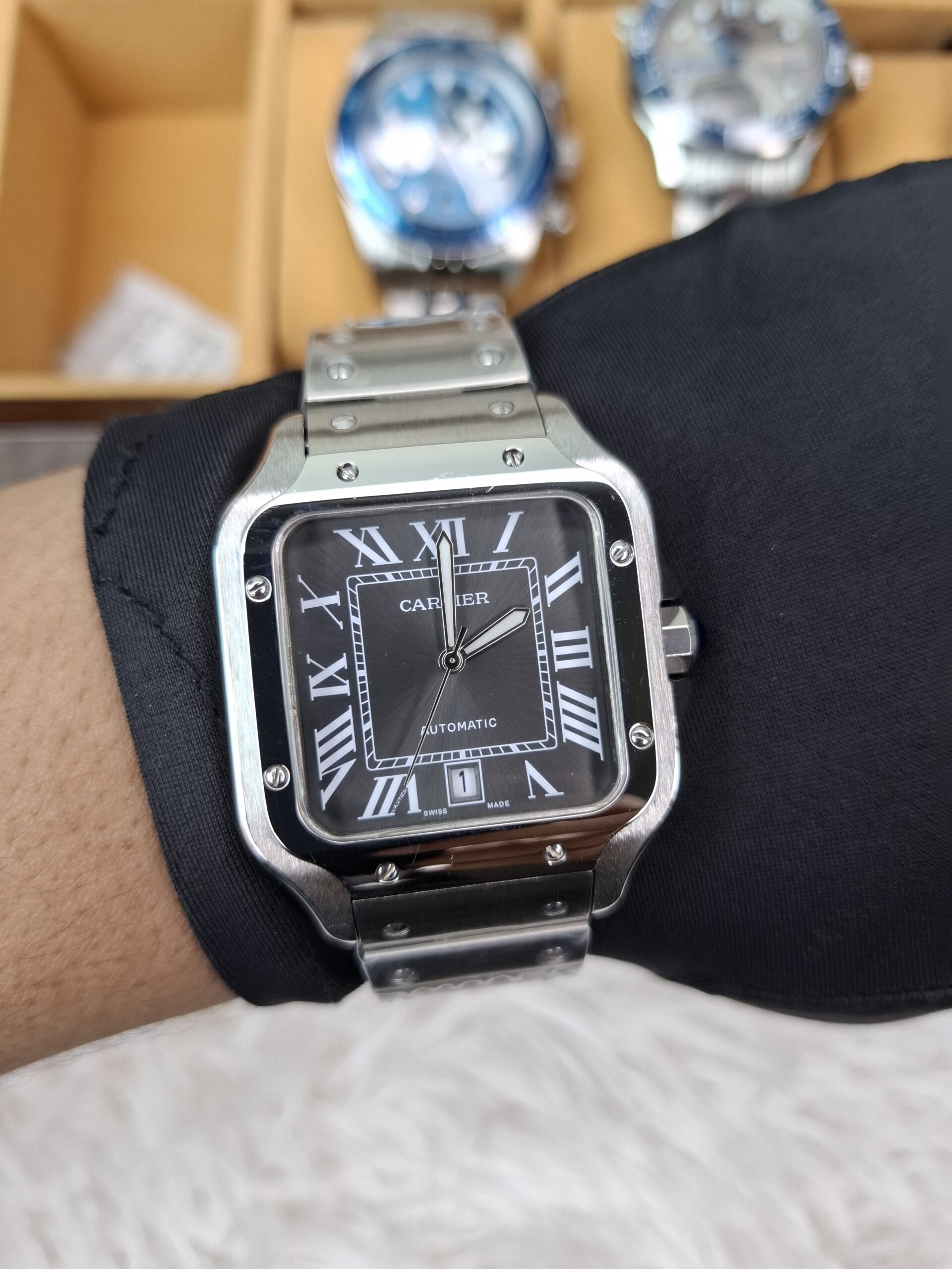 Cartier Santos Black Dial 42mm – Men's Watch Automatic Movement - Image 2