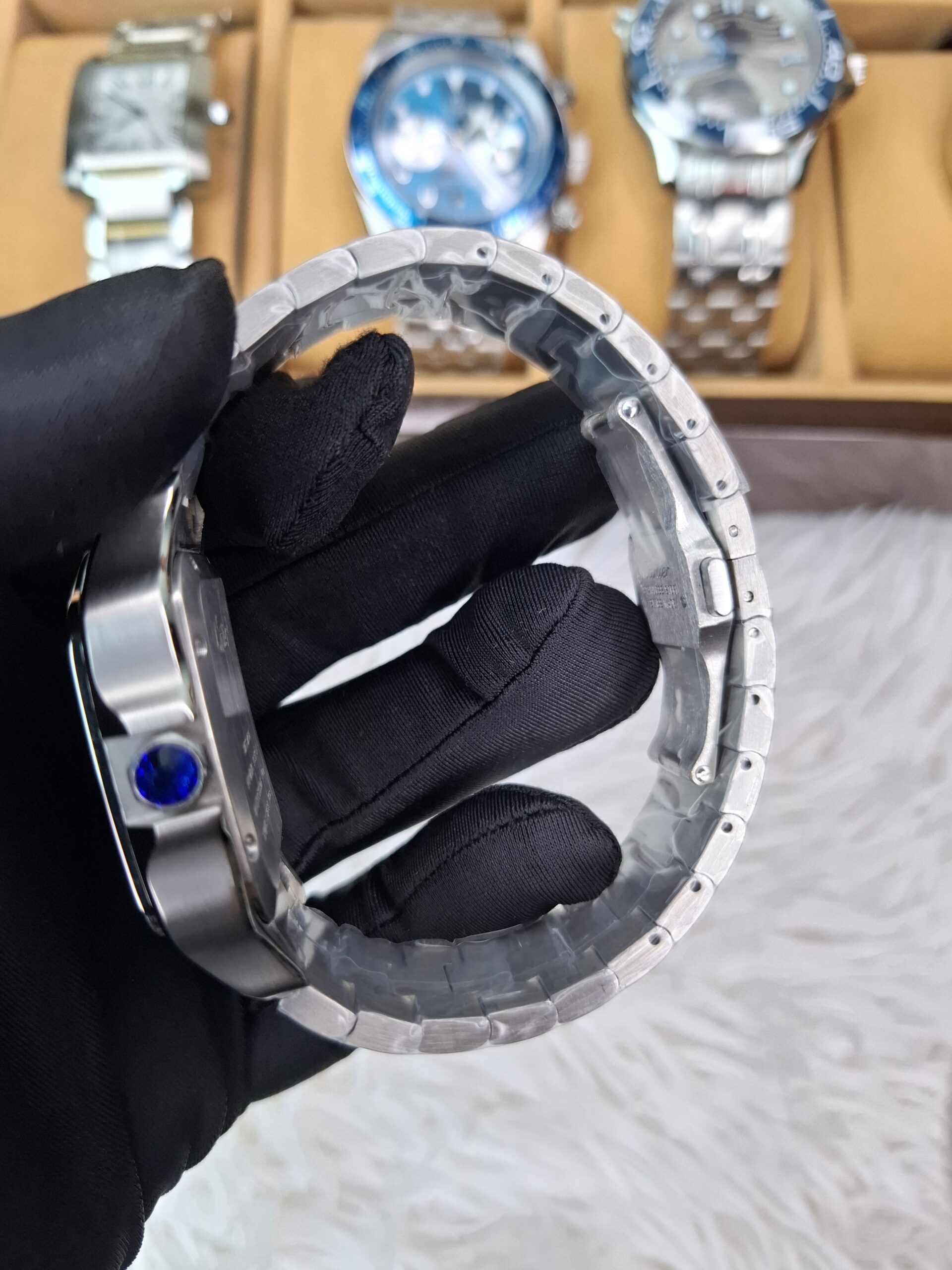 Cartier Santos Black Dial 42mm – Men's Watch Automatic Movement - Image 4