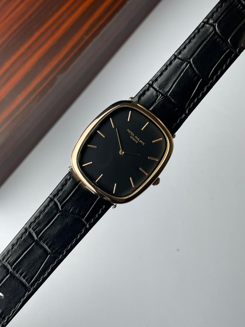 Patek Philippe Ellipse Quartz Leather Strap Watch for Men – RoseGold Black