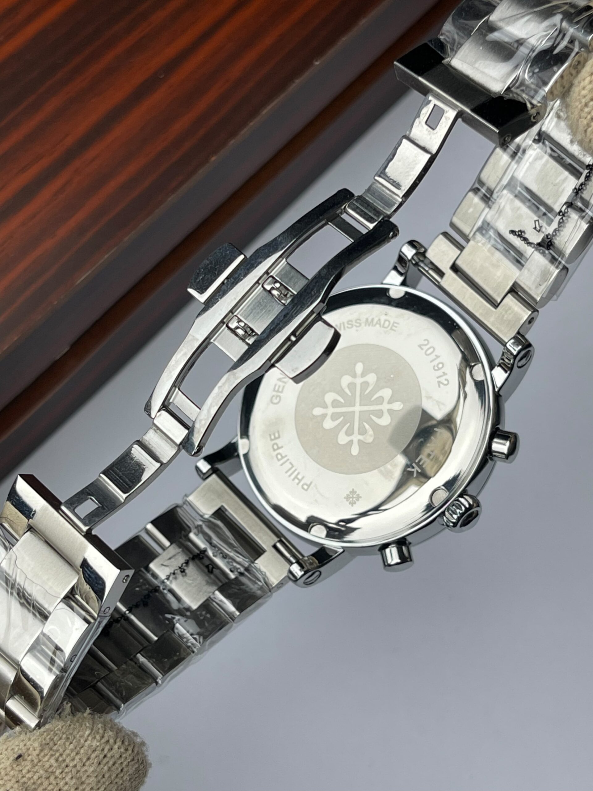 Patek Philippe Premium Quality Chronograph Quartz Watch for Men – Silver White - Image 5