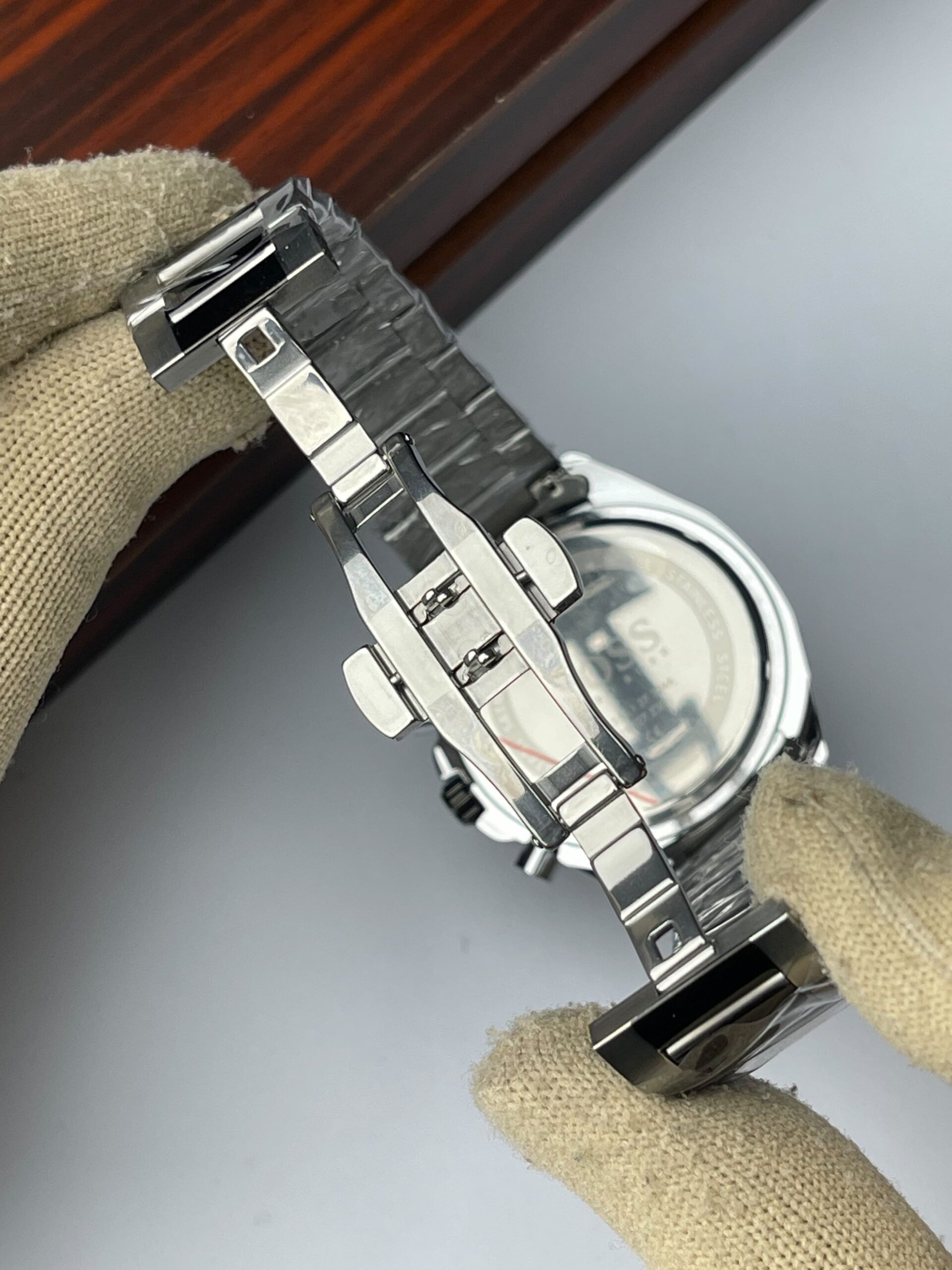 Hugo Boss Premium Quality Chronograph Quartz Watch for Men – Silver Grey - Image 5