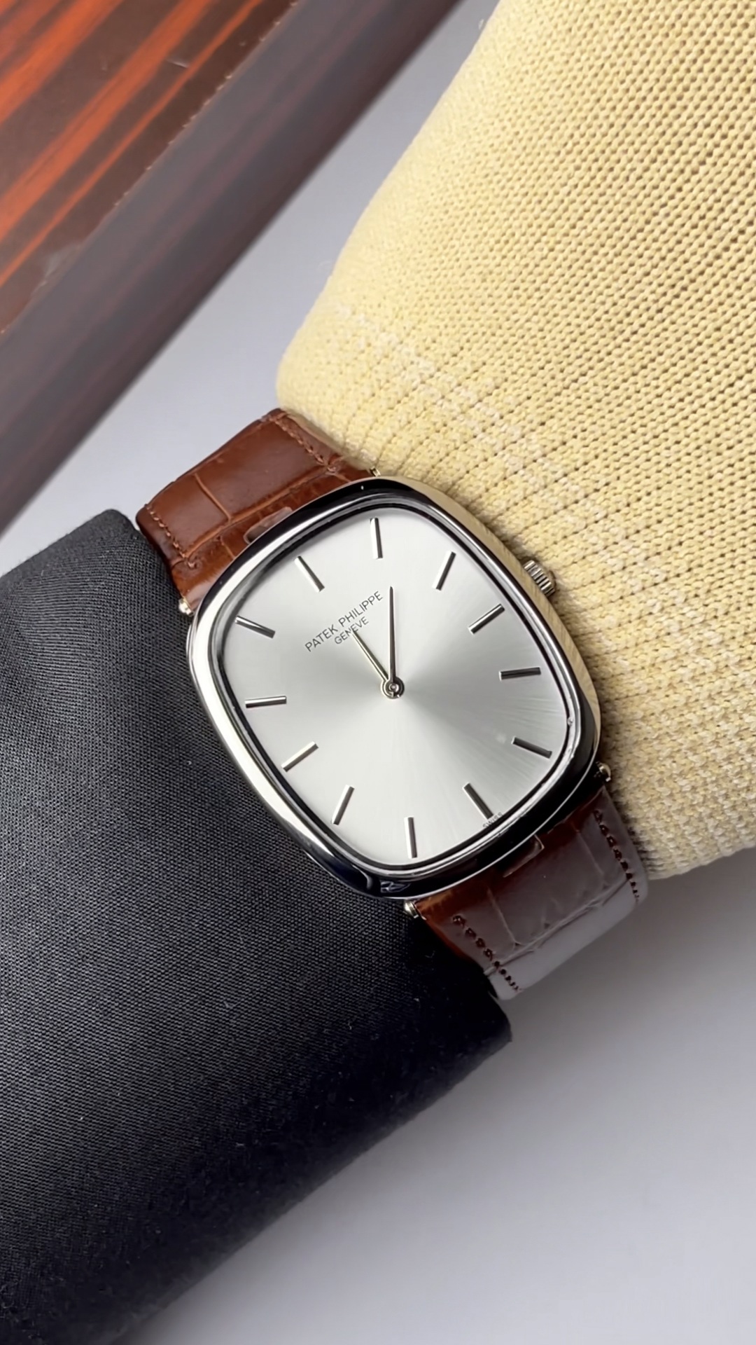 Patek Philippe Ellipse Quartz Leather Strap Watch for Men – Brown White - Image 2